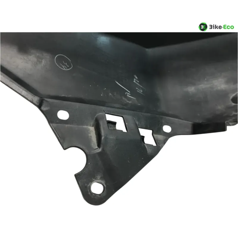 Cache carenage coque arriere droit YAMAHA XP 500 2008-2011 TMAX