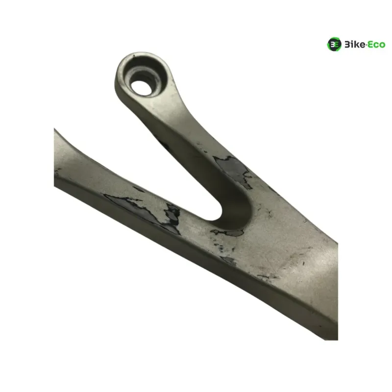 Platine arriere gauche KAWASAKI ZX6 R 600 2000-2001 NINJA