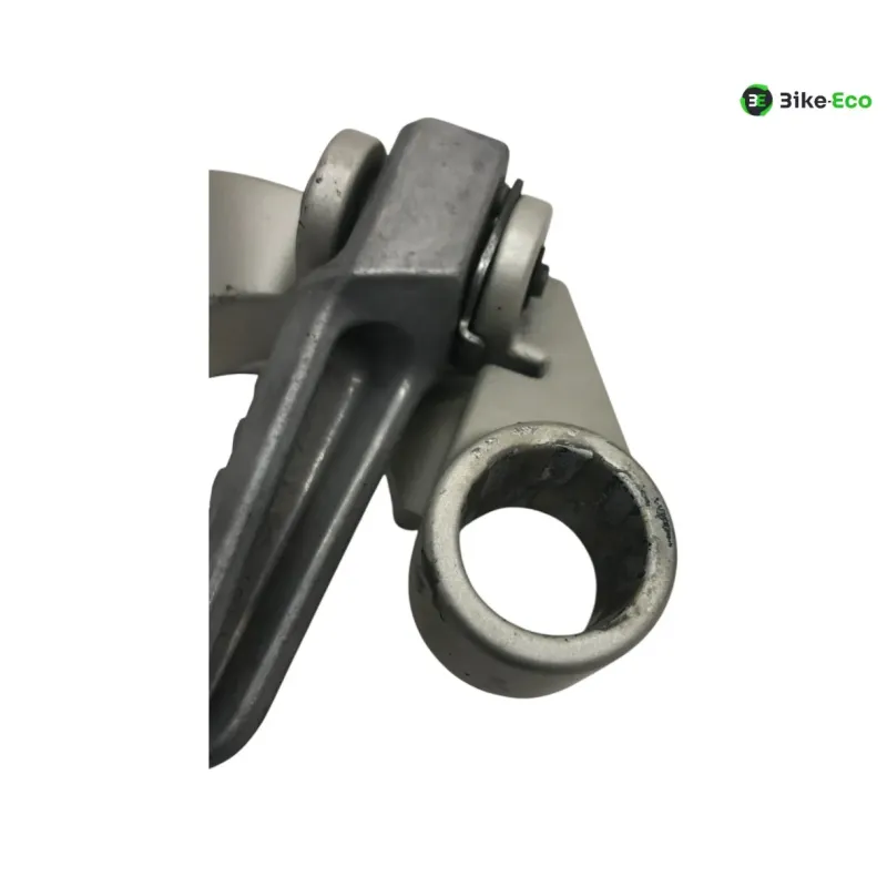 Platine arriere droite KAWASAKI ZX6 R 600 2000-2001 NINJA