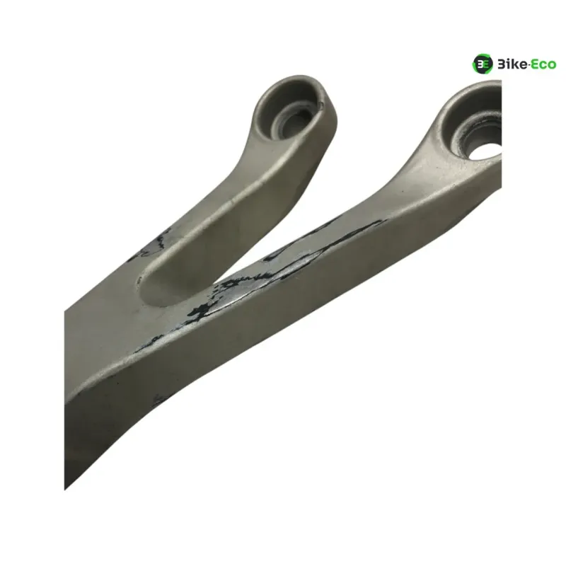 Platine arriere droite KAWASAKI ZX6 R 600 2000-2001 NINJA