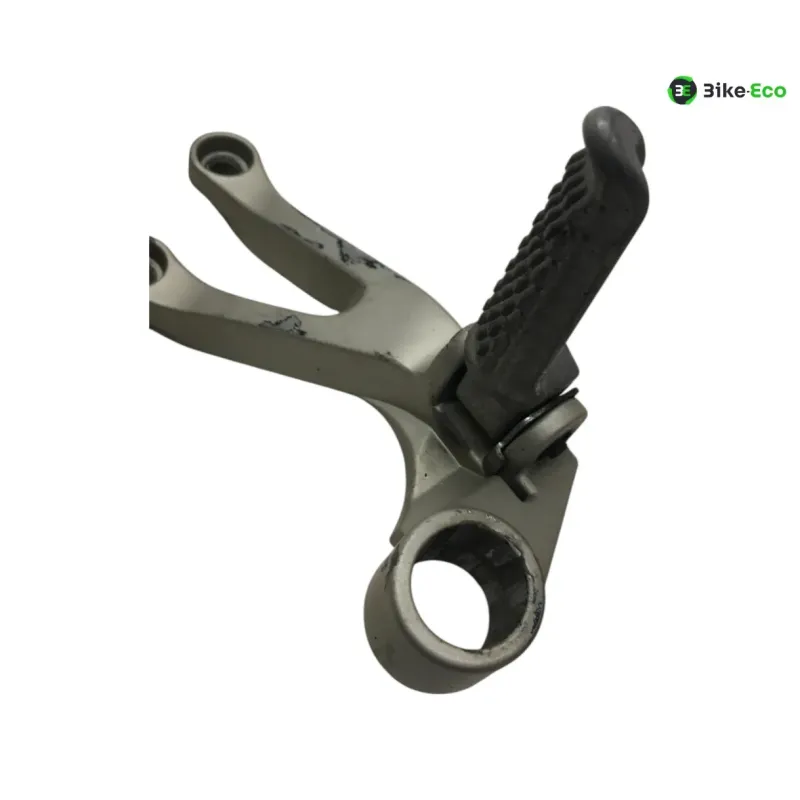Platine arriere droite KAWASAKI ZX6 R 600 2000-2001 NINJA