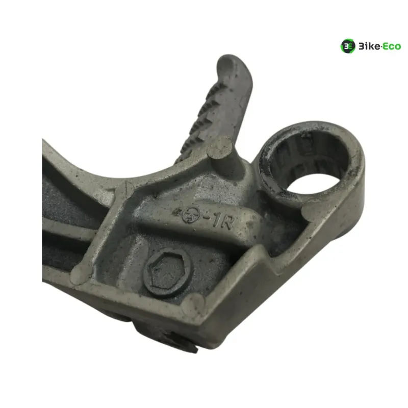 Platine arriere droite KAWASAKI ZX6 R 600 2000-2001 NINJA