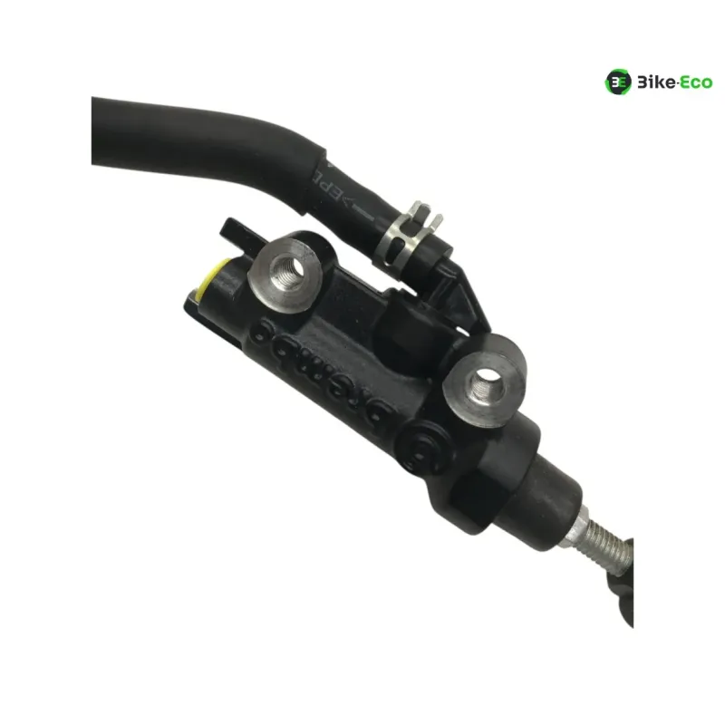 Maitre cylindre frein arriere YAMAHA MTT690 700 2021-2025 TRACER 7 GT