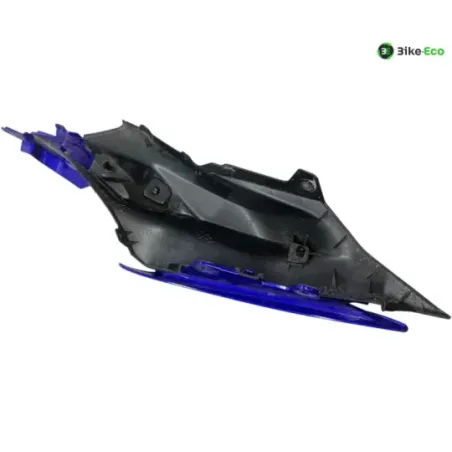 Cache carenage coque arriere gauche YAMAHA YZF 700 2022-2025 R7