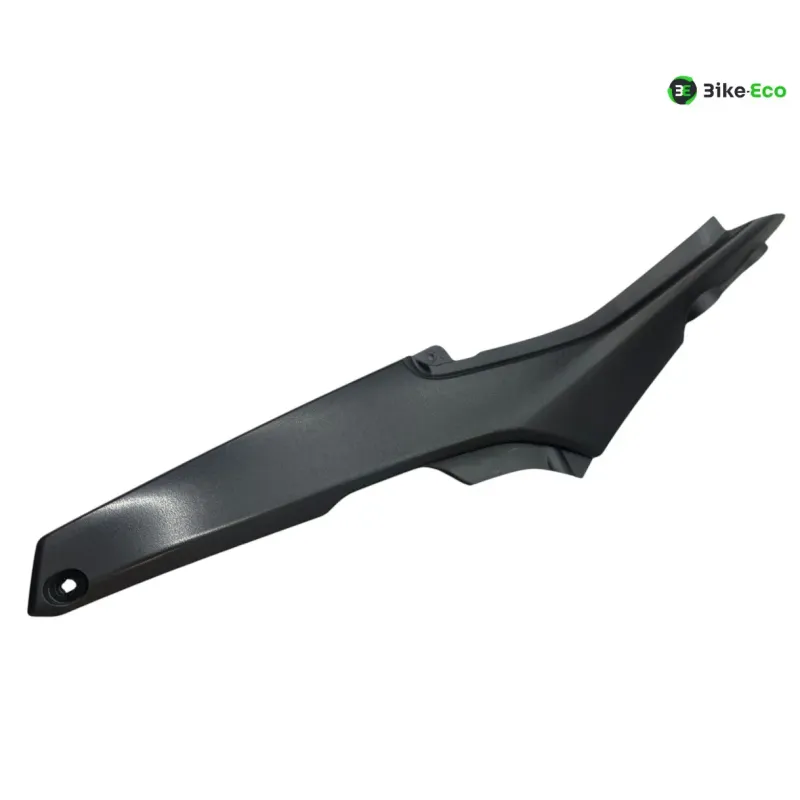 Cache carenage sous selle gauche YAMAHA YZF 700 2022-2025 R7