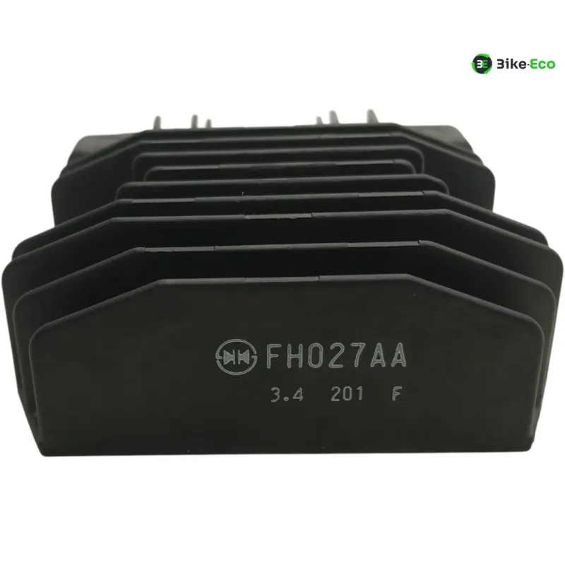 Regulateur charge batterie YAMAHA MT07 700 2021-2024