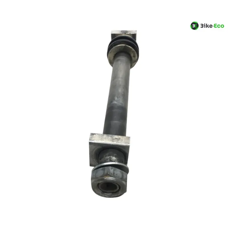 Axe de roue arriere KAWASAKI KXF 250 2013-2014