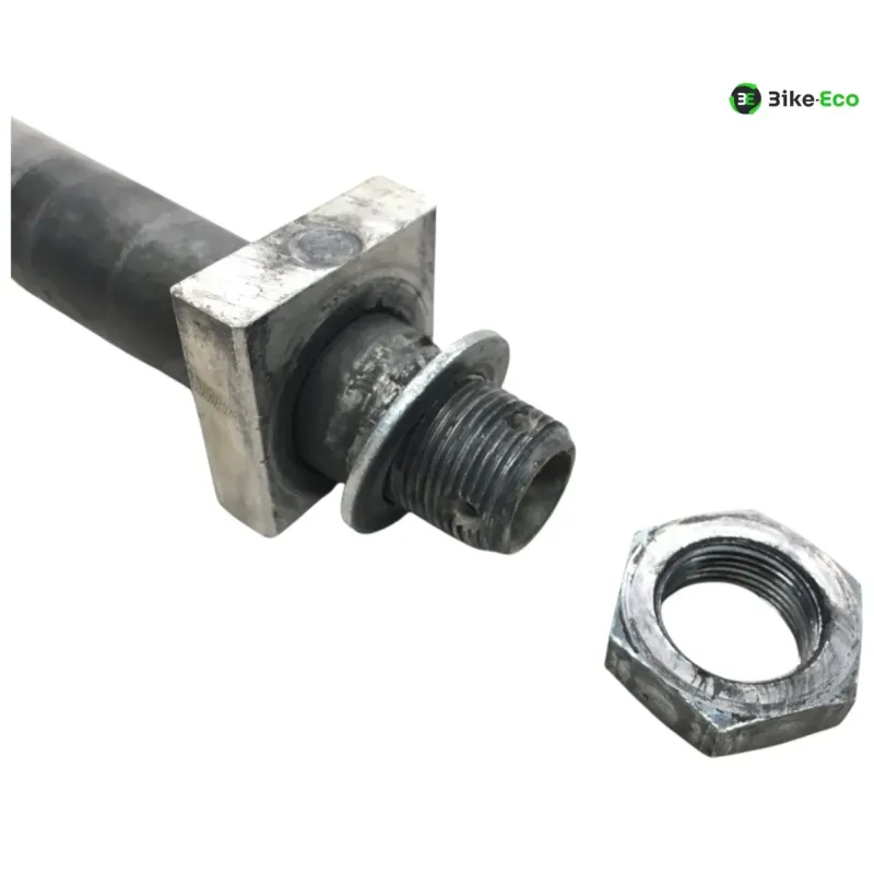 Axe de roue arriere KAWASAKI KXF 250 2013-2014