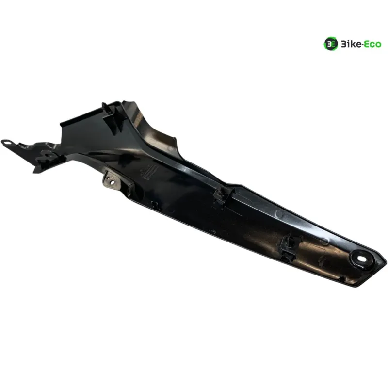 Cache carenage sous selle droit YAMAHA YZF 700 2022-2025 R7
