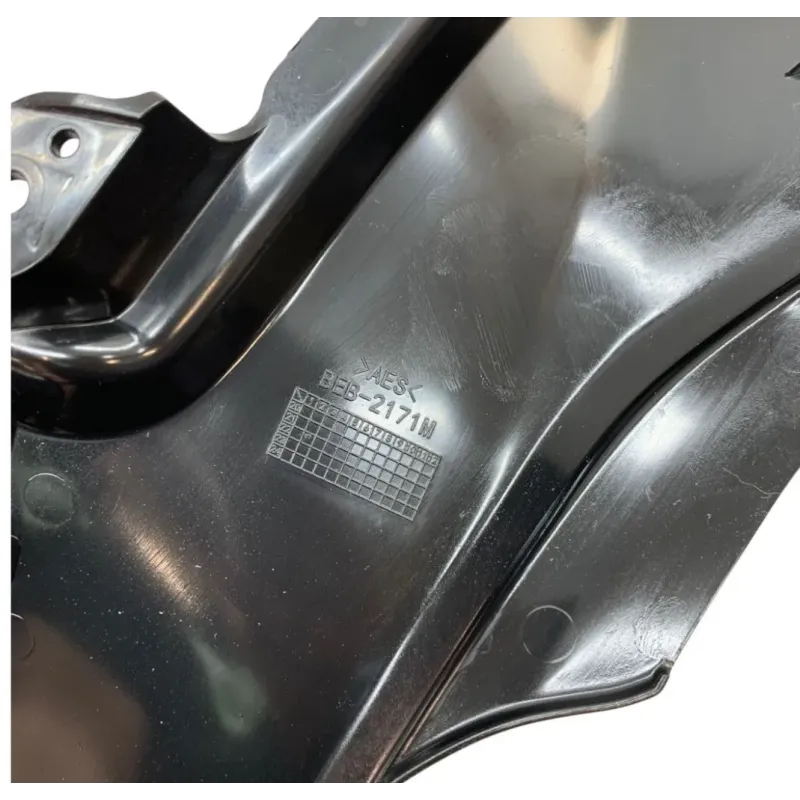 Cache carenage sous selle droit YAMAHA YZF 700 2022-2025 R7