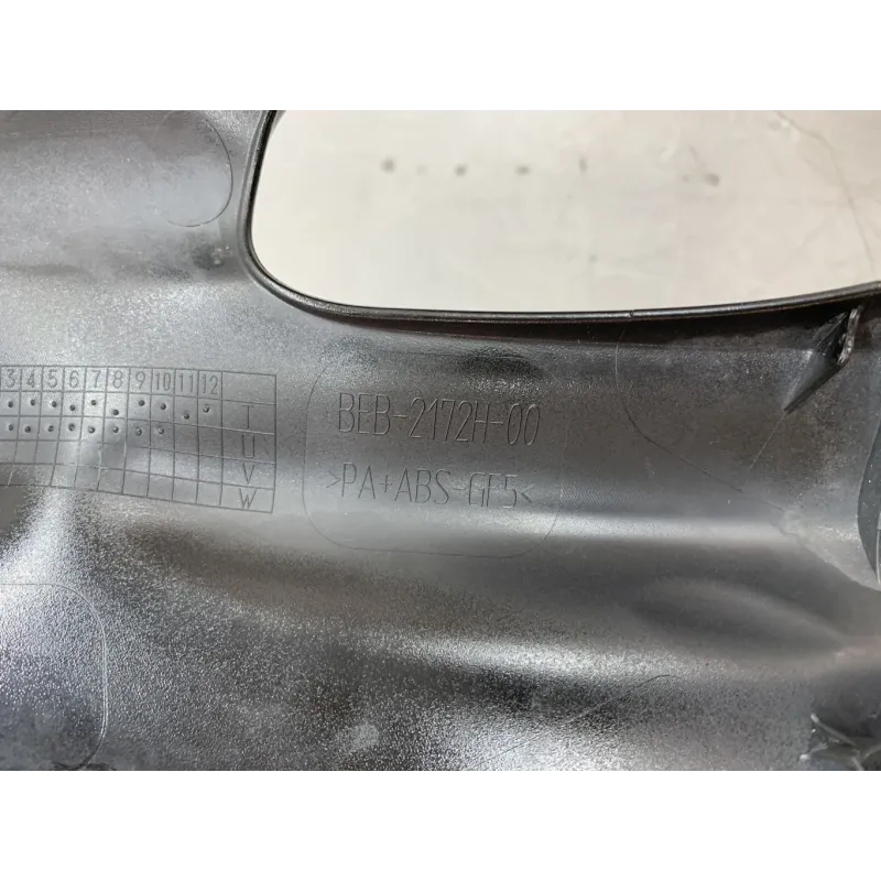 Cache flanc de carenage droit YAMAHA YZF 700 2022-2025 R7