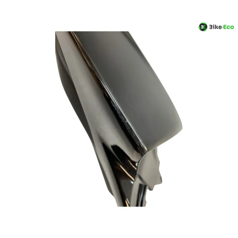 Cache carenage coque arriere droit YAMAHA YZF 700 2022-2025 R7