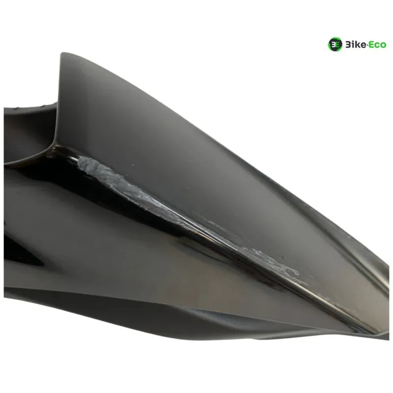 Cache carenage coque arriere gauche YAMAHA YZF 700 2022-2025 R7