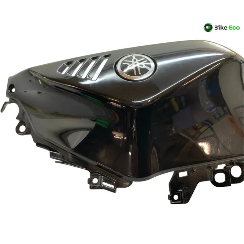 Cache reservoir gauche YAMAHA YZF 700 2022-2025 R7