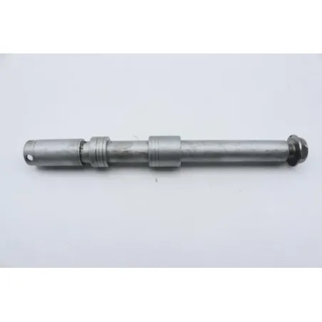 Axe de roue avant HONDA CBF 500 2004 - 2007
