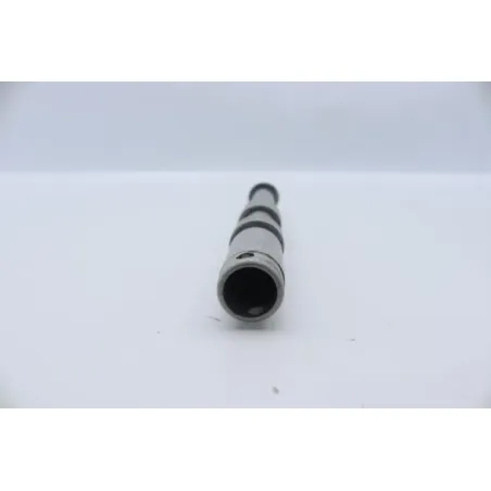 Axe de roue avant HONDA CBF 500 2004 - 2007