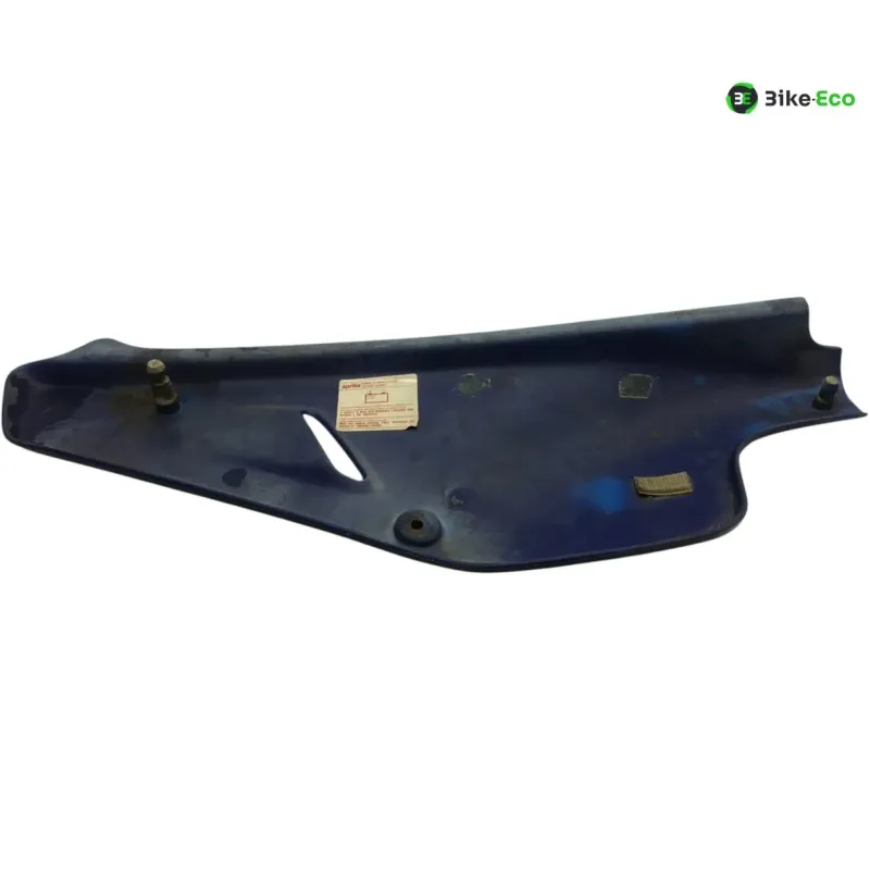 Cache carenage sous selle droit APRILIA PEGASO 600 1990-1991