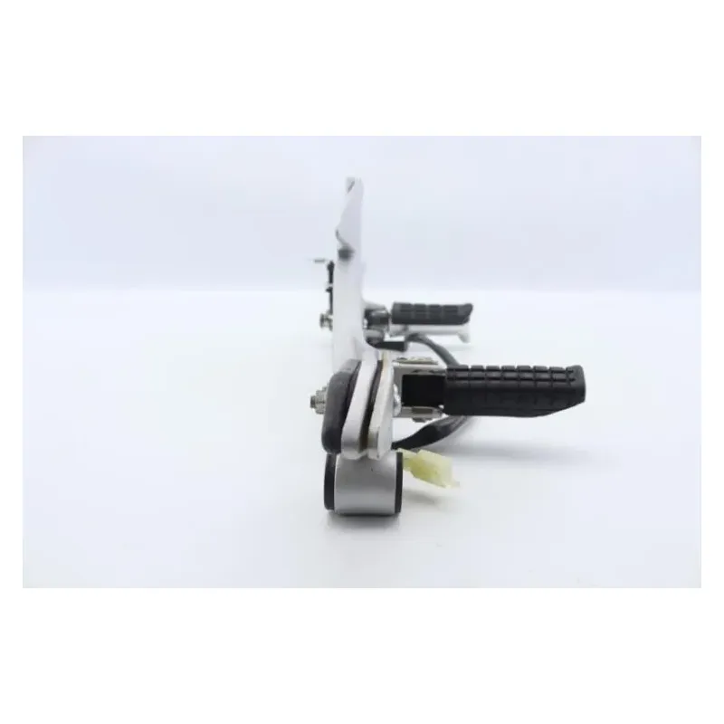 Platine avant droite HONDA CBF 500 2004 - 2007