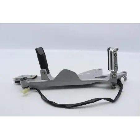 Platine avant droite HONDA CBF 500 2004 - 2007