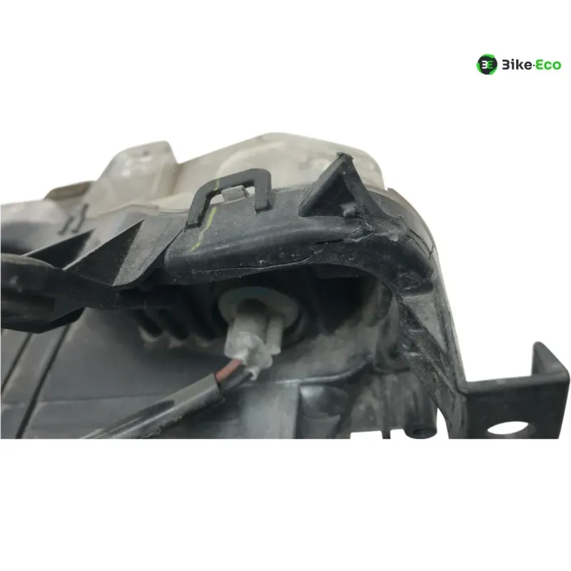 Optique (feux)(phare) YAMAHA GPD 125 2017-2019 NMAX