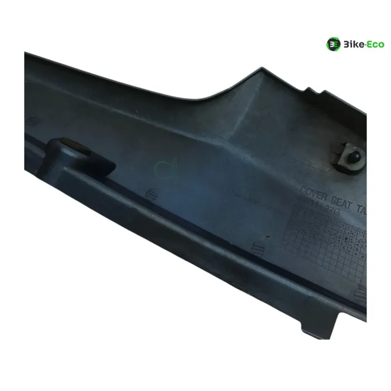 Cache carenage coque arriere droit SUZUKI DL 650 2007-2011 VSTROM