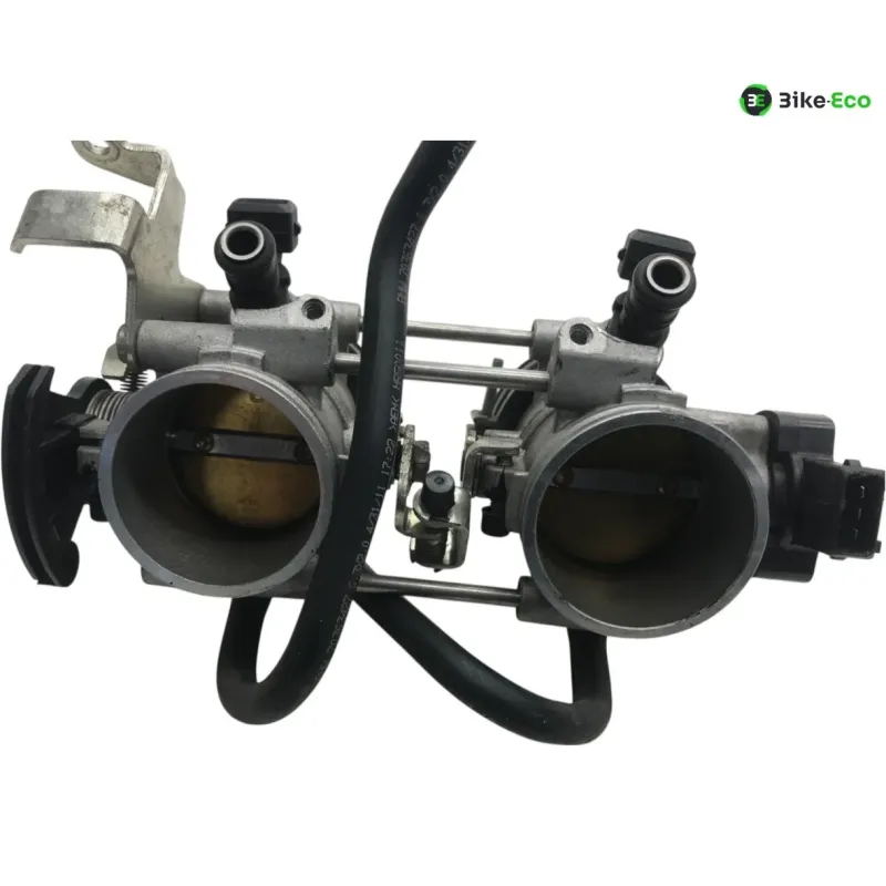 Rampe d'injection BMW F 800 R 2012-2014