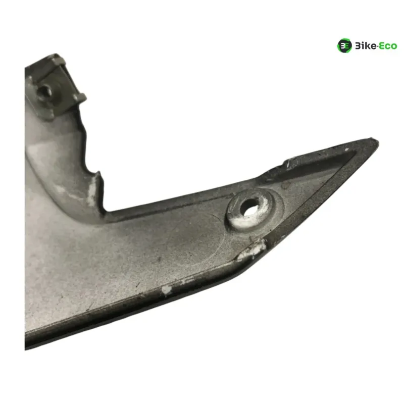 Cache carenage coque arriere droit BMW F 800 R 2012-2014