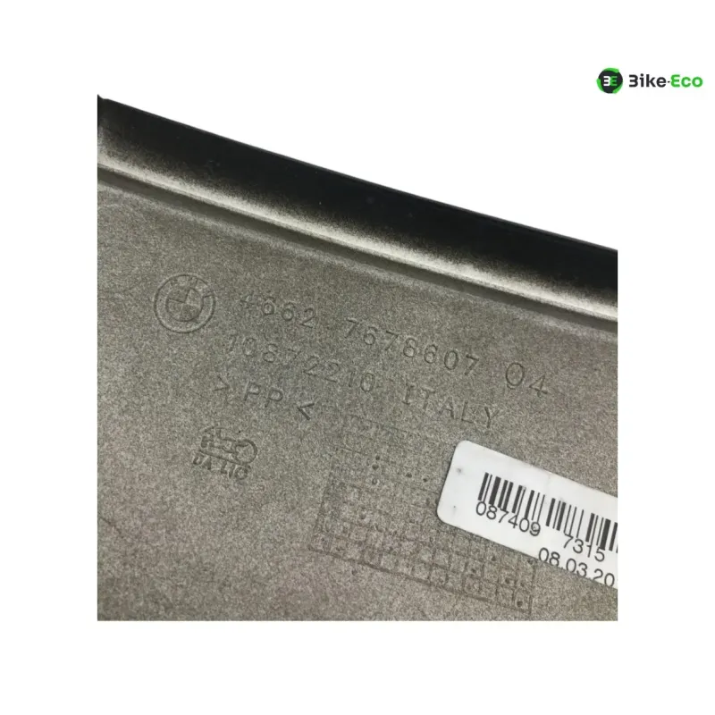 Cache carenage coque arriere gauche BMW F 800 R 2012-2014