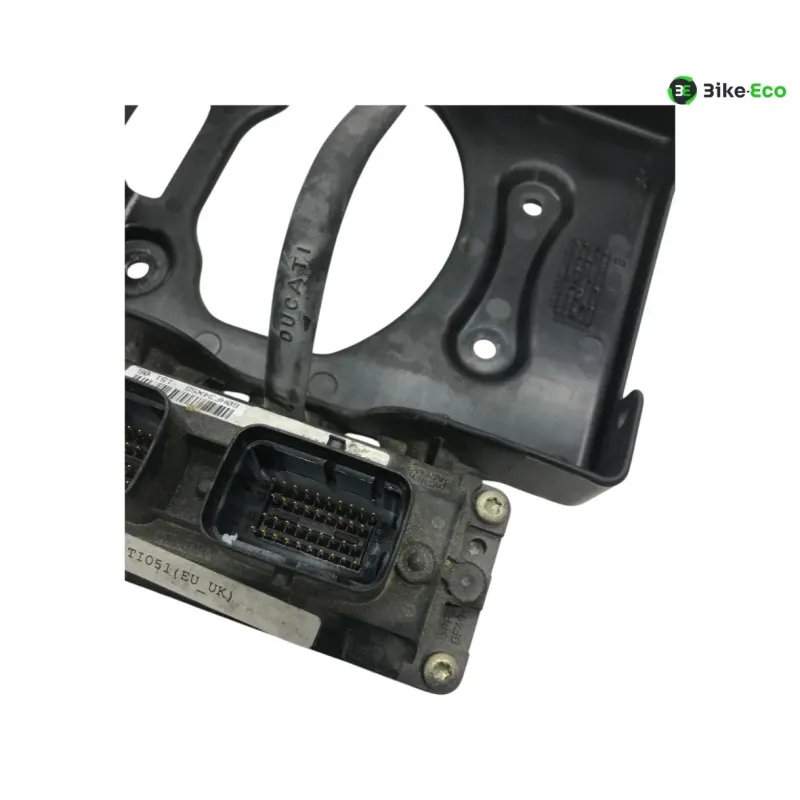 Jeu de serrure contacteur a cle code DUCATI MONSTER 695 2007-2008
