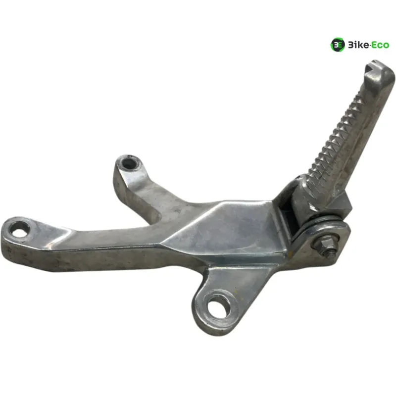 Platine et repose pieds arriere droit YAMAHA FZR 600 R 1994-1996