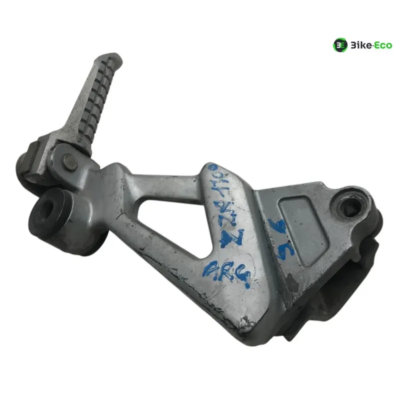 Platine et repose pieds arriere droit KAWASAKI ZZR 1100 1995-1999