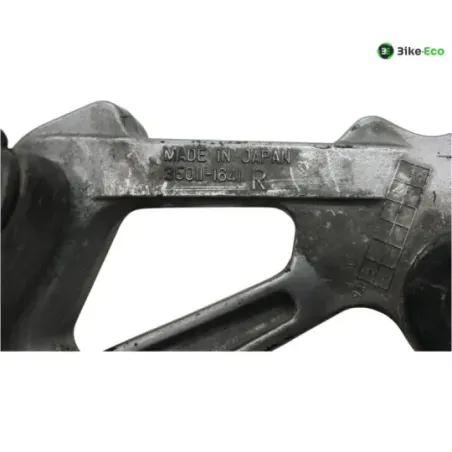 Platine et repose pieds arriere droit KAWASAKI ZZR 1100 1995-1999