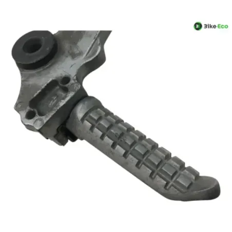 Platine et repose pieds arriere droit KAWASAKI ZZR 1100 1995-1999