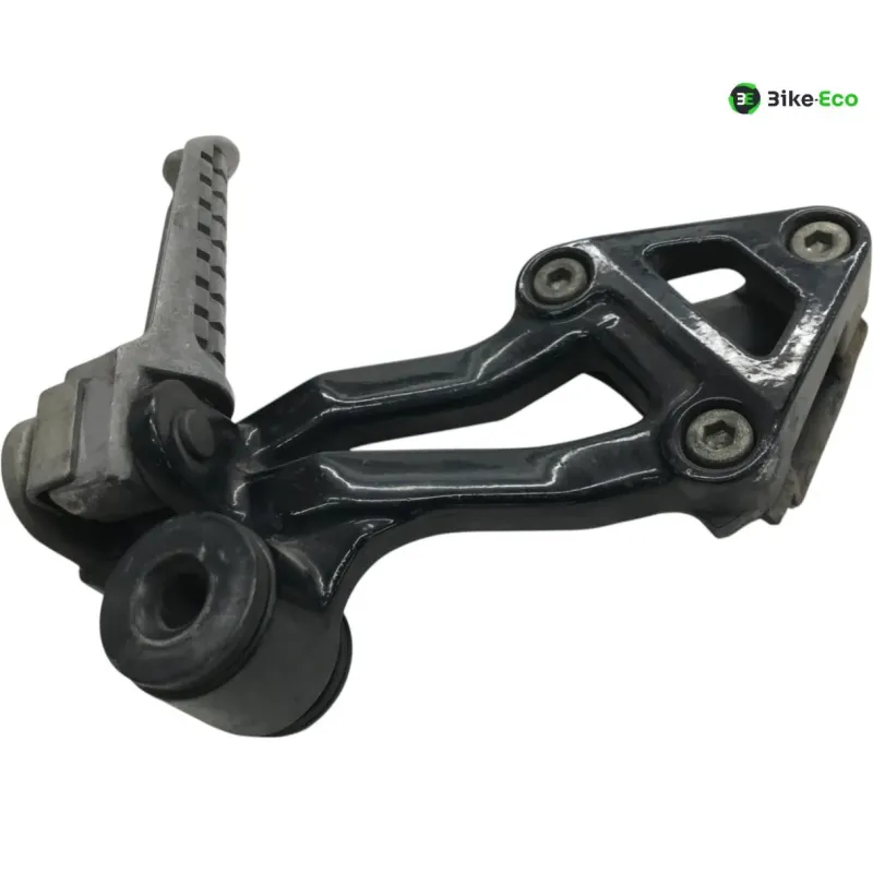 Platine et repose pieds arriere droit KAWASAKI ZZR 1100 1990-1992