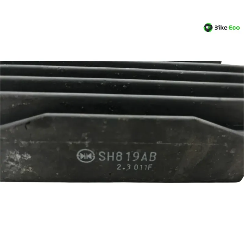 Regulateur charge batterie PIAGGIO X10 125 2012-2015
