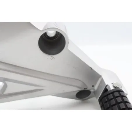 Platine avant droite HONDA CBF 125 2017 - 2020