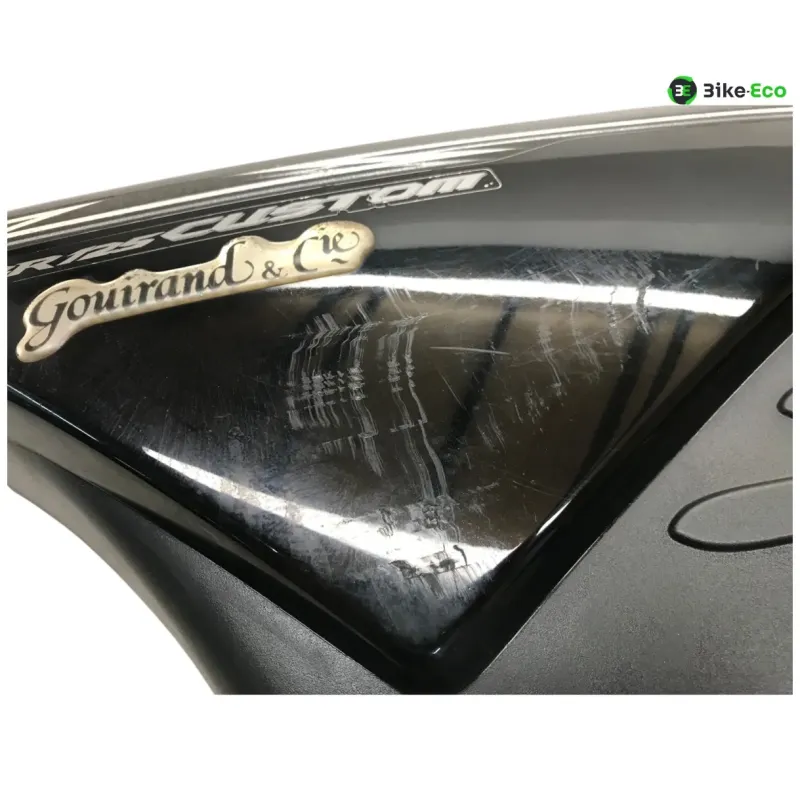 Cache carenage sous selle droit YAMAHA YBR 125 2008-2016 CUSTOM