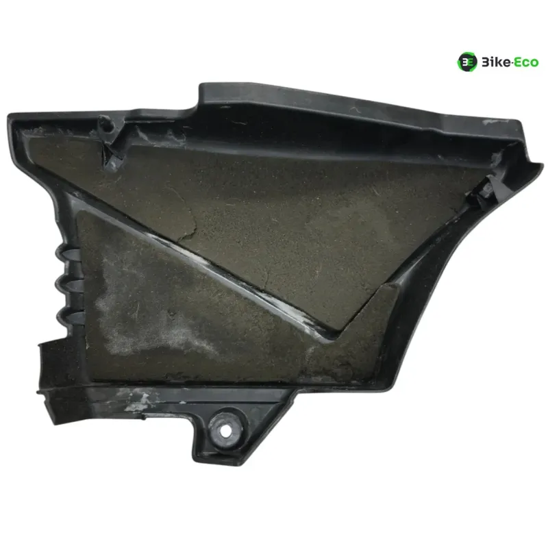 Cache carenage sous selle droit YAMAHA YBR 125 2008-2016 CUSTOM