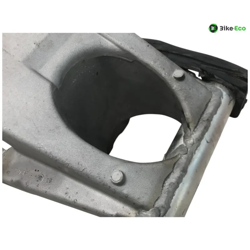 Bras oscillant SUZUKI GSXR 750 1996-1999