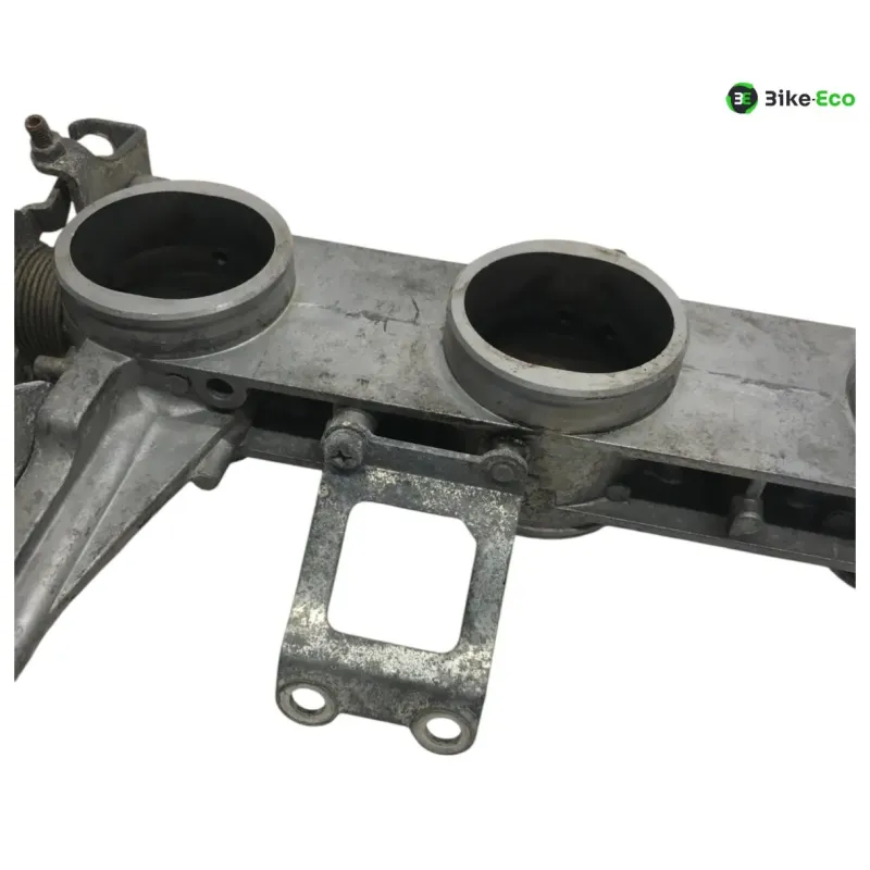 Rampe d'injection TRIUMPH TIGER 1050 2011-2012