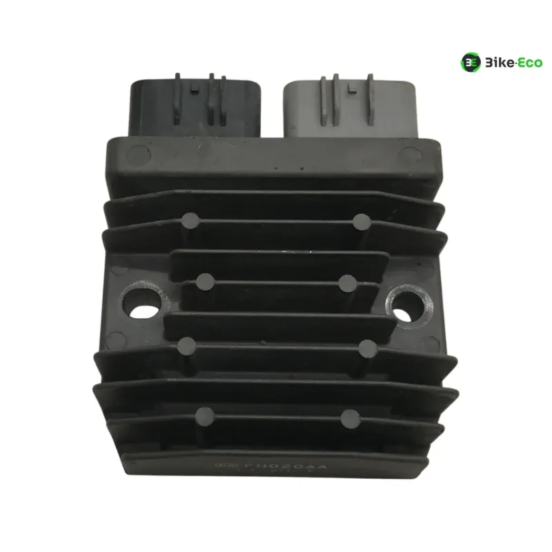 Regulateur charge batterie TRIUMPH STREET TRIPLE S 660 2017-2019