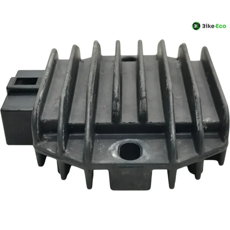 Regulateur charge batterie YAMAHA YBR 125 2008-2016 CUSTOM