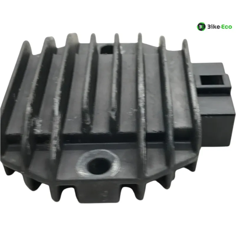 Regulateur charge batterie YAMAHA YBR 125 2008-2016 CUSTOM