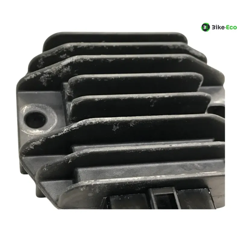 Regulateur charge batterie YAMAHA YBR 125 2008-2016 CUSTOM