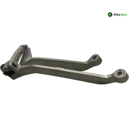 Platine et repose pieds arriere droit TRIUMPH STREET TRIPLE S 660 2017-2019