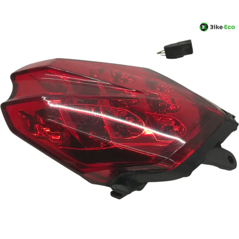 Feu arriere TRIUMPH STREET TRIPLE S 660 2017-2019