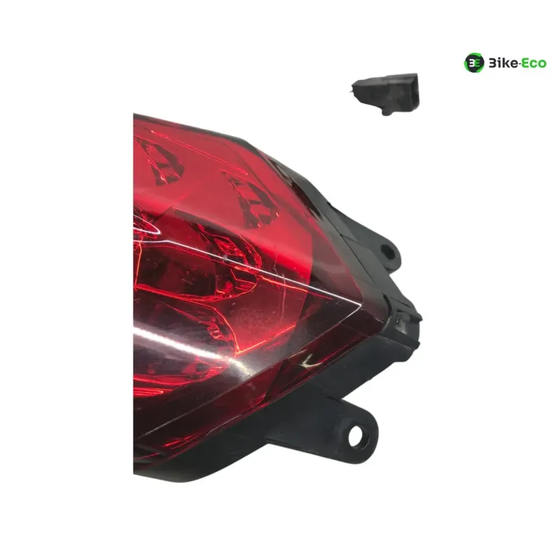 Feu arriere TRIUMPH STREET TRIPLE S 660 2017-2019