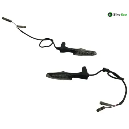 Clignotants avant TRIUMPH STREET TRIPLE S 660 2017-2019