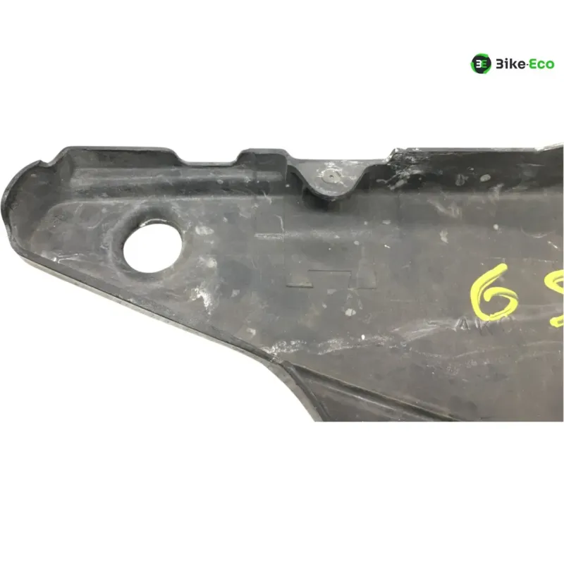 Cache carenage sous selle gauche YAMAHA XJ 650 1980-1983