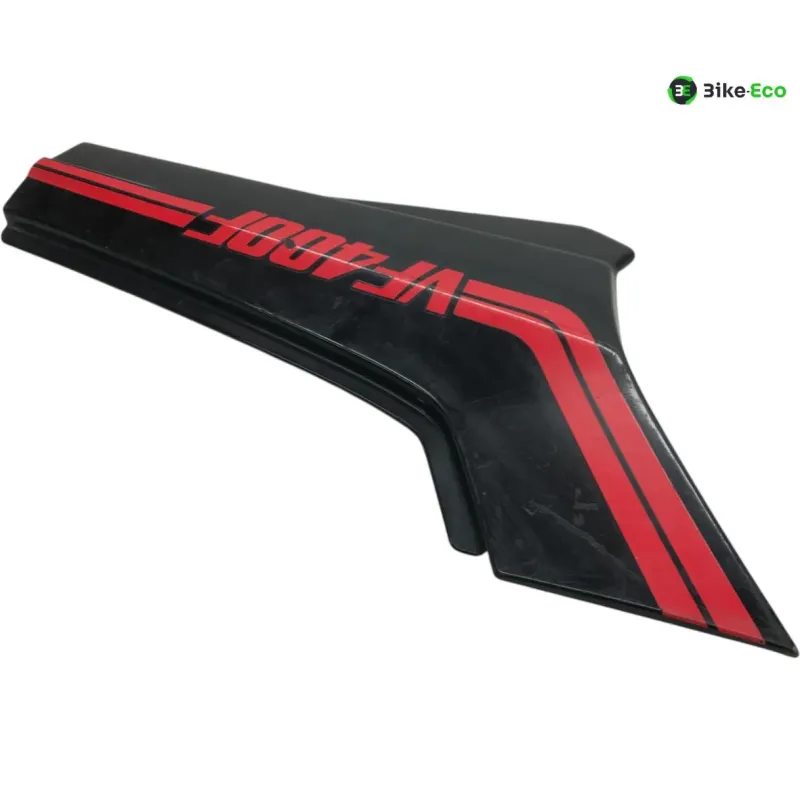 Cache carenage sous selle gauche HONDA VF 400 F 1983-1984